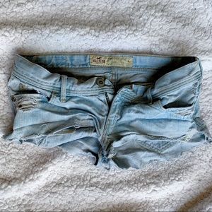 hollister distressed jean short shorts